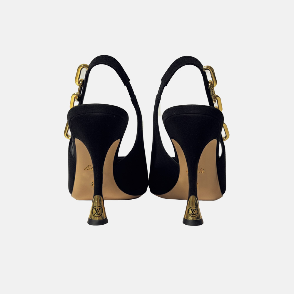 Super Flea Market+Louis Vuitton+Black heel with gold chain detail+Karlie Kloss1